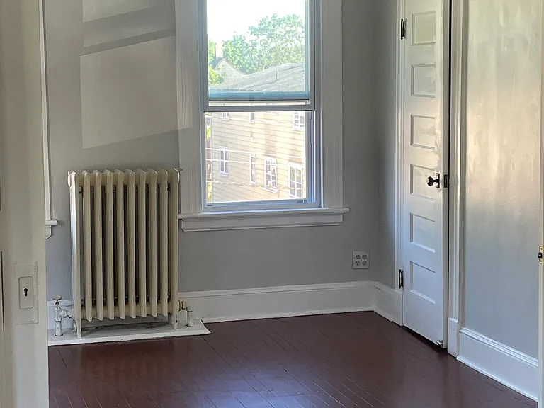 52 Galpin St — Photo 15