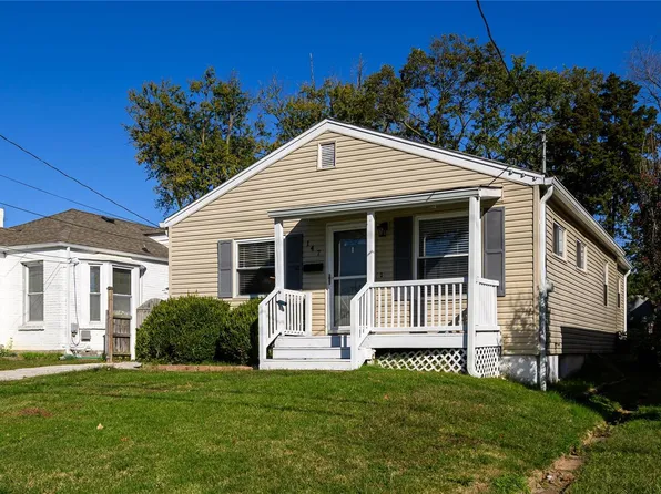 147 Deane Ct, Saint Louis, MO 63127