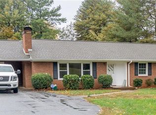 840 Delmonte Dr, Winston Salem, NC 27106