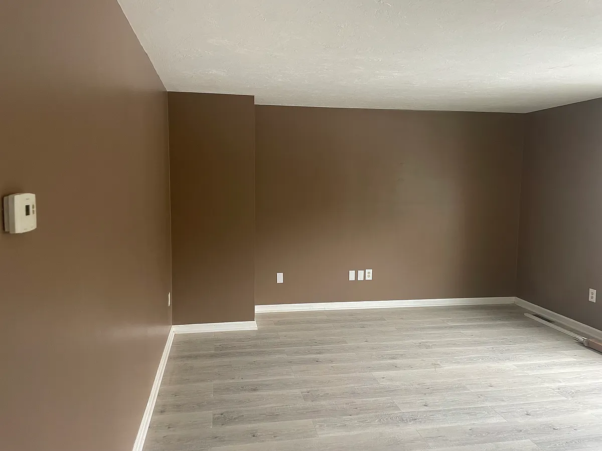 Building Photo - 23-25 Fuller Ave #23