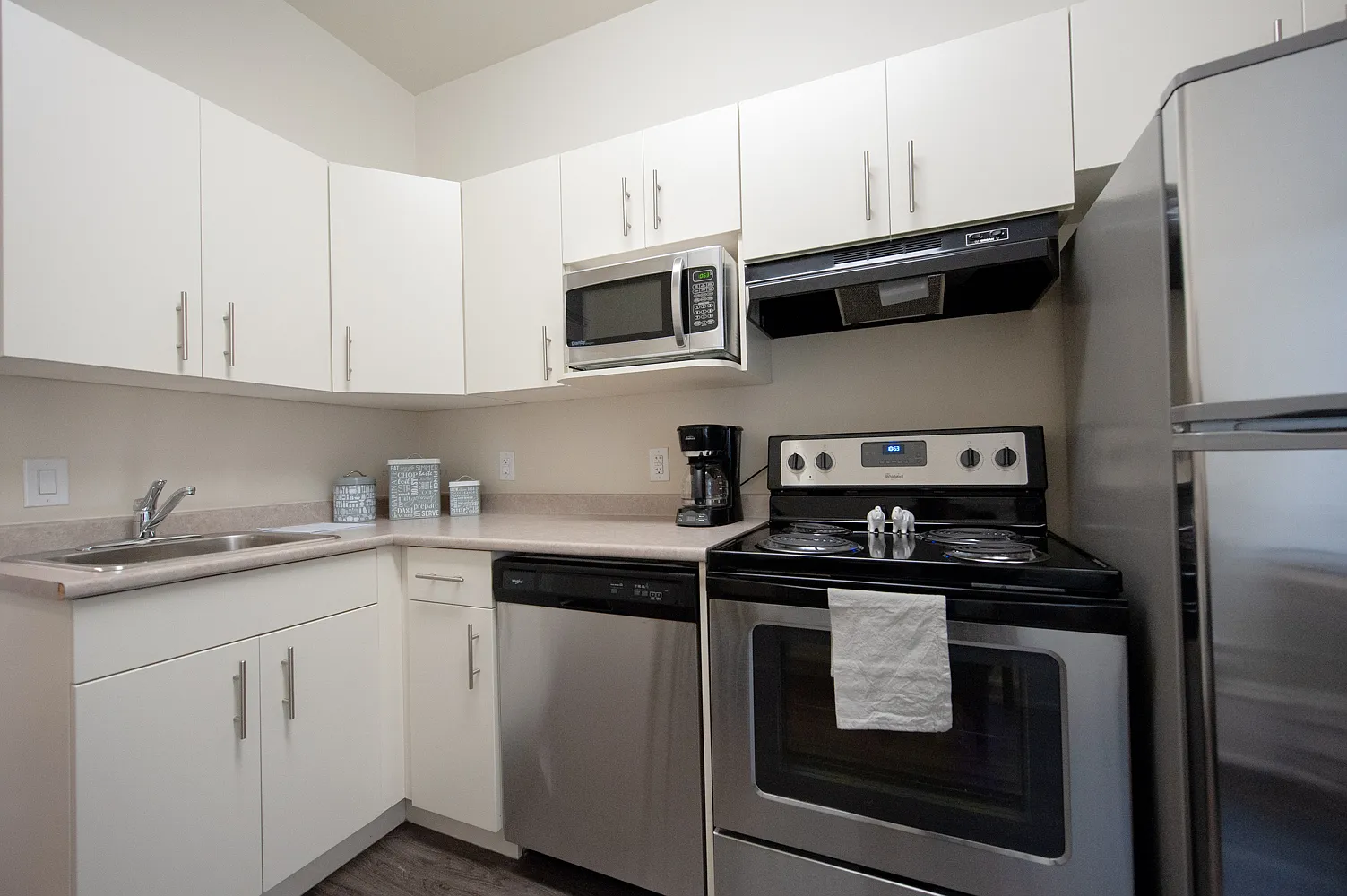 377 Brandon Avenue — Photo 2