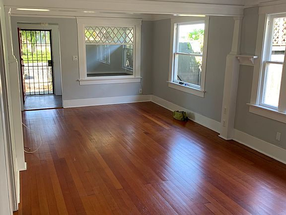 5th image of 2227 Dale St