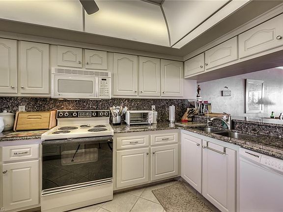 5th image of 8402 Estero Blvd APT 604
