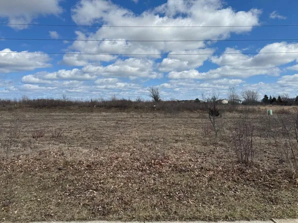 9328 North BURBANK AVENUE, Milwaukee, WI 53224