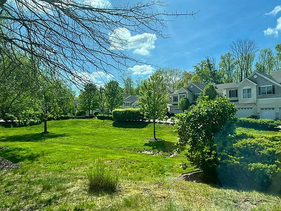 5th image of 78 Schweinberg Dr