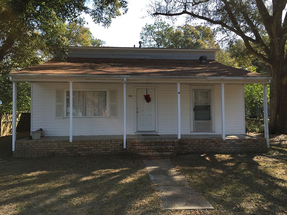 1st image of 924 N 63rd Ave