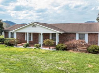 134 Southgate Dr, Elizabethton, TN 37643