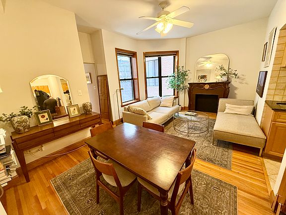 4th image of 330 W 76th St APT 4B