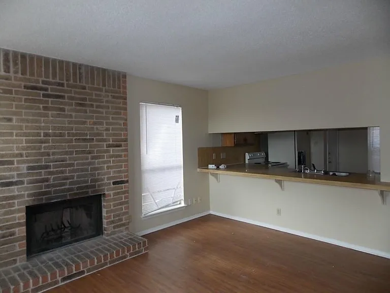 8104 Dunn St #A — Photo 3