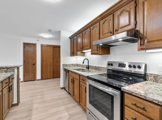 12645-12665 W Beloit Rd #208, New Berlin, WI 53151