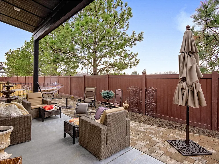 3851 W Crossley Dr — Photo 26