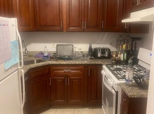 3529 Bruckner Blvd APT 3C, Bronx, NY 10461