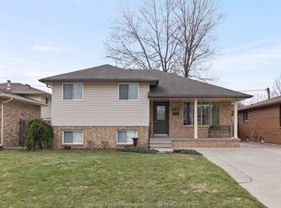 3735 Bliss Rd, Windsor, ON N8W3C3