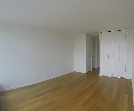 5th image of 265 E 66th St APT 29g
