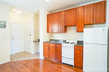 Rented by City Connections Realty