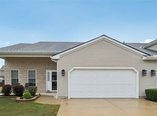 38185 Cross Creek Dr, Willoughby, OH 44094