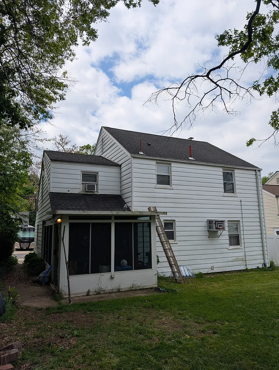 Building Photo - 239 New York Ave