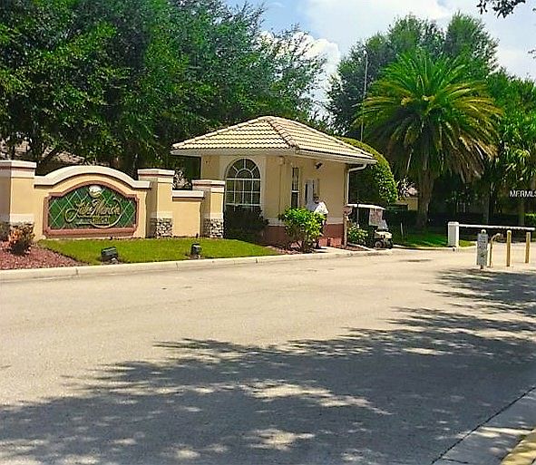 1st image of 20201 Indian Creek Dr
