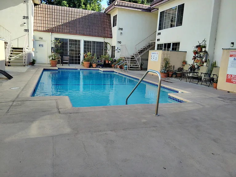 18640 Collins St #201 — Photo 23