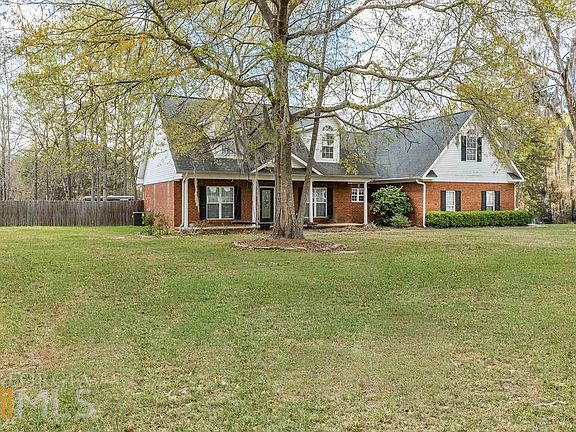 3rd image of 120 Biltmore Dr