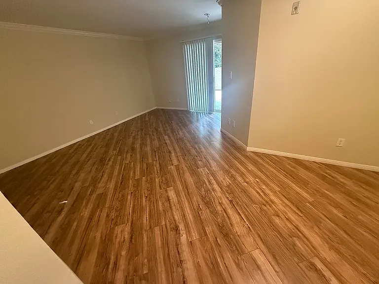 7405 Charmant Dr #1913 — Photo 8