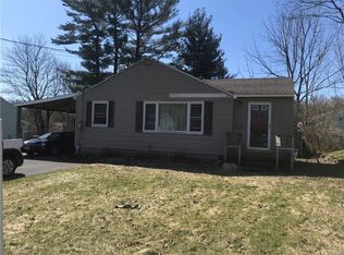 314 Wells Ave E, North Syracuse, NY 13212