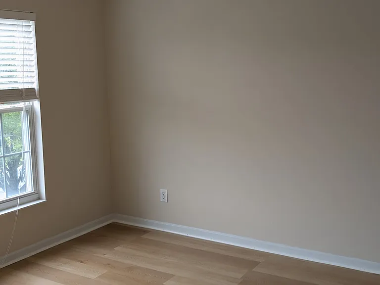 5835 Southwater Dr — Photo 15