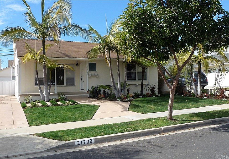 1st image of 21709 Marjorie Ave