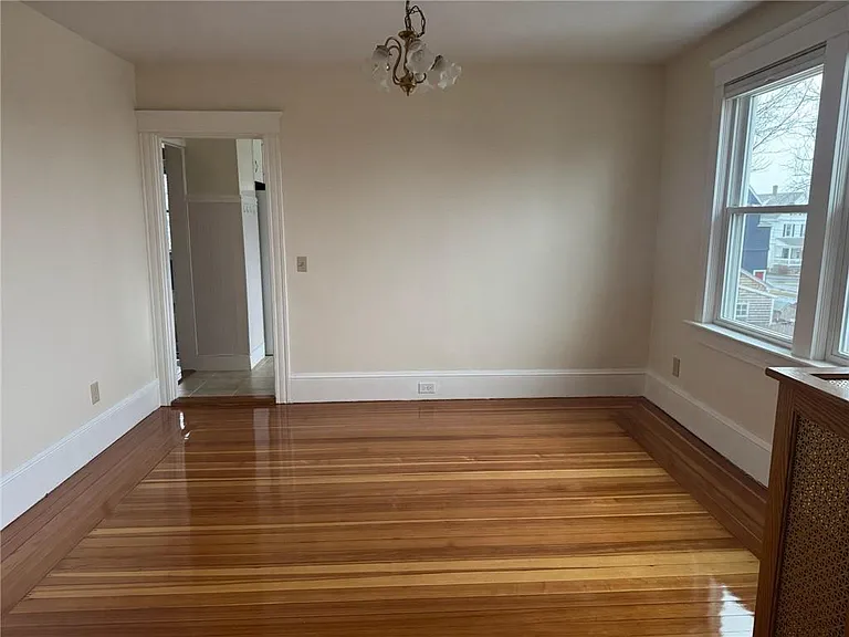 15 Freeborn St #2 — Photo 9