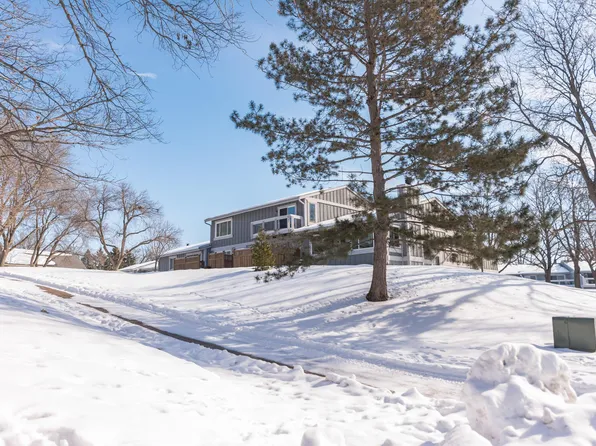 110956 Von Hertzen Cir #56, Chaska, MN 55318