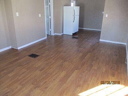 2nd image of 622 E 29th St #B