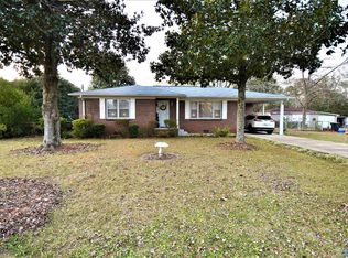 1115 Taylor Rd, Glencoe, AL 35905