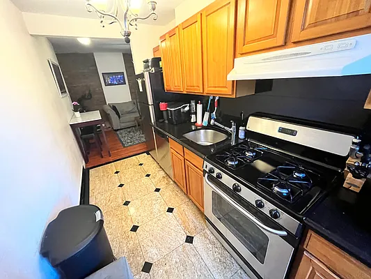 Rented by Batra Group Inc | media 13