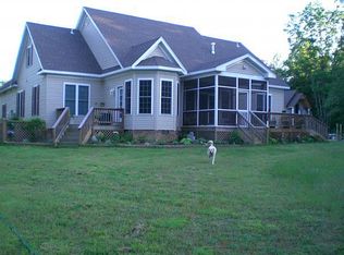 6887 Bellamy Ln, Gloucester, VA 23061