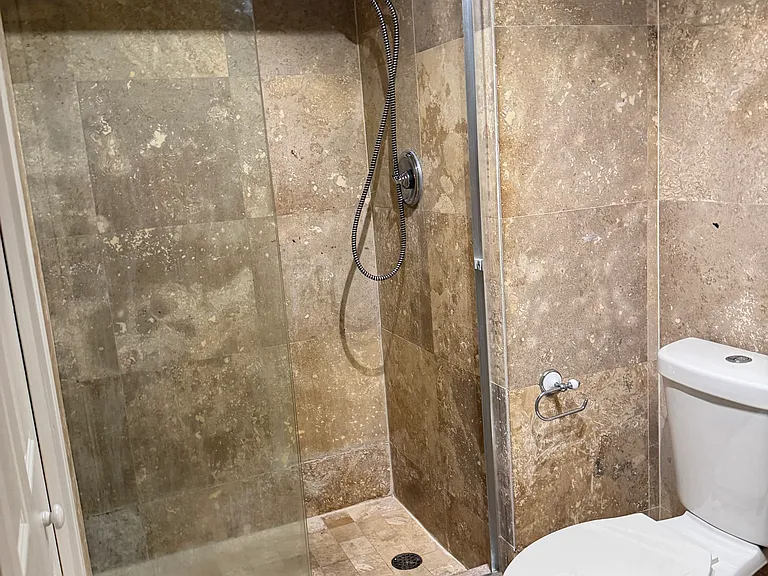 215 Lakeview Dr #105 — Photo 12