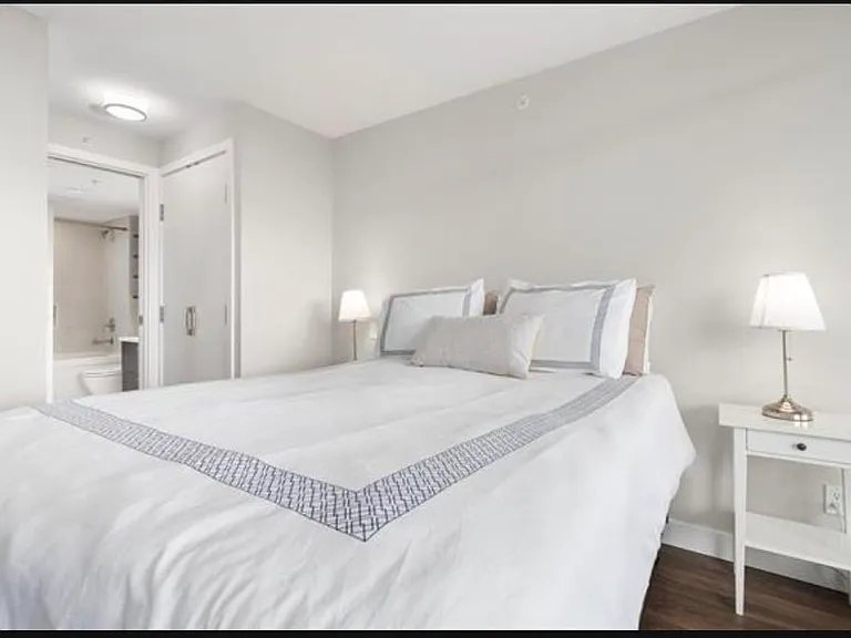 958 Ridgeway Ave #1206 — Photo 8