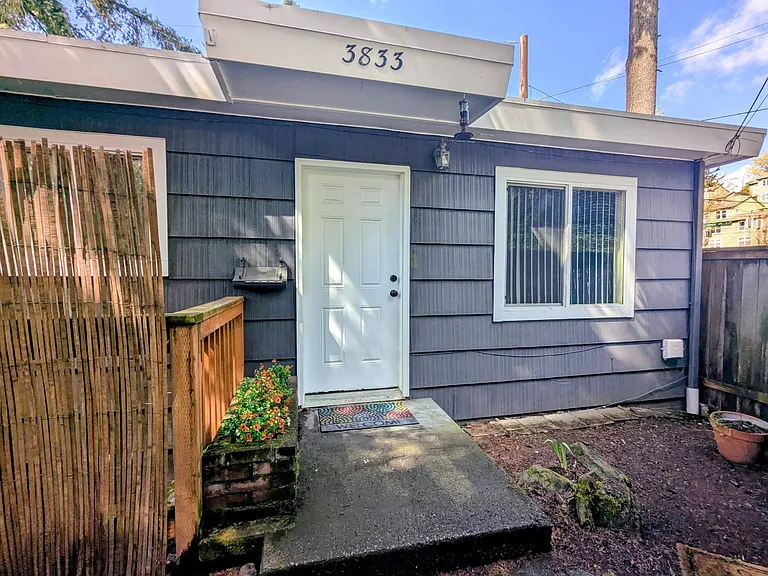 3833 Fremont Way N — Photo 20