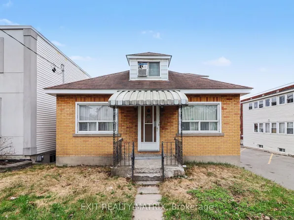 314 Montfort St, Ottawa, ON K1L 5N4