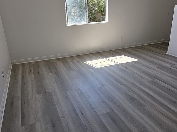 5th image of 1227 E Pasadena St #1227