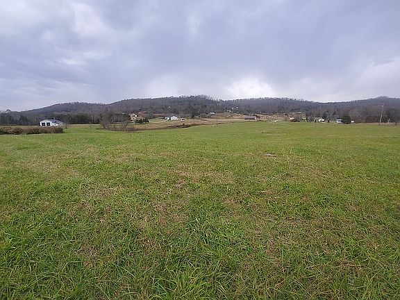 5th image of 3630 Highway 790