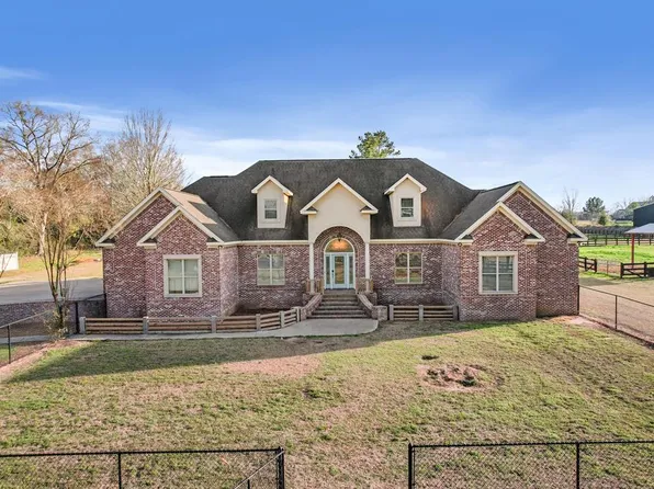 776 County Road 68, Dothan, AL 36305