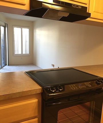 5th image of 2783 C St Unit 3