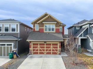 229 E Kingsbury Close SE, Airdrie, AB T4A0R3