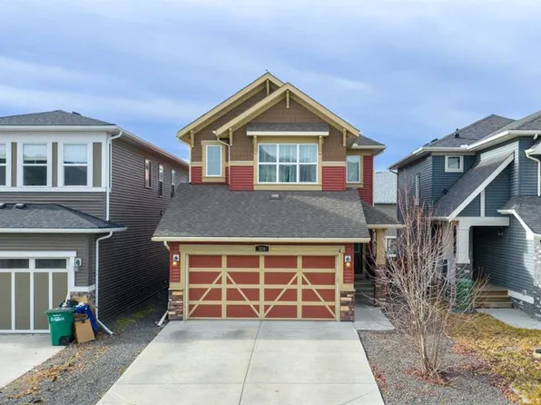 229 E Kingsbury Close SE, Airdrie, AB T4A 0R3