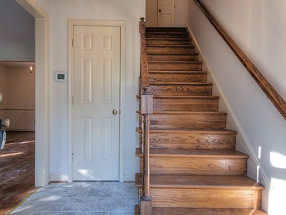 2nd image of 9616 Woodstream Dr
