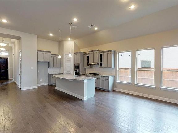 5th image of 7601 River Park Dr
