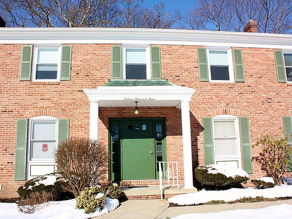 2nd image of 1603 S Main St APT G