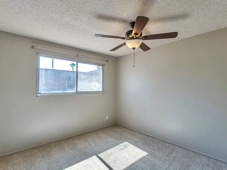 3511 S Alder Dr — Photo 16