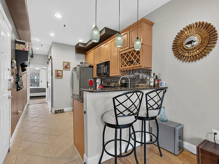 322 Madison St #5 — Photo 5