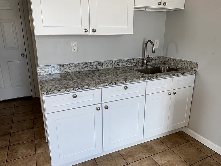 16 Center St #6 — Photo 6
